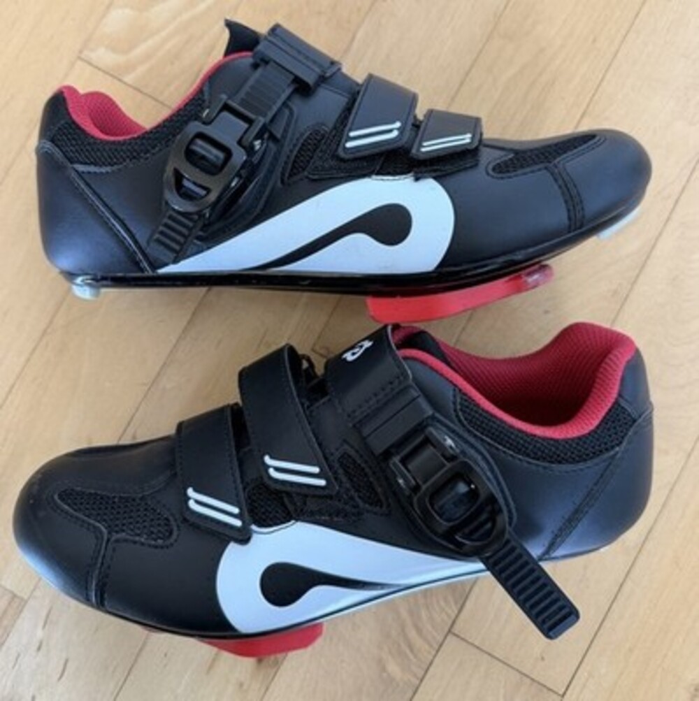 Peloton Indoor Cycling Shoes Black/White/Red, Size 38/7 Barely Used - Picture 2 of 5